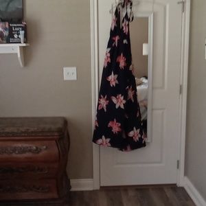 Vacation dress ,navy blue, size small allusive brand. Good material worn once